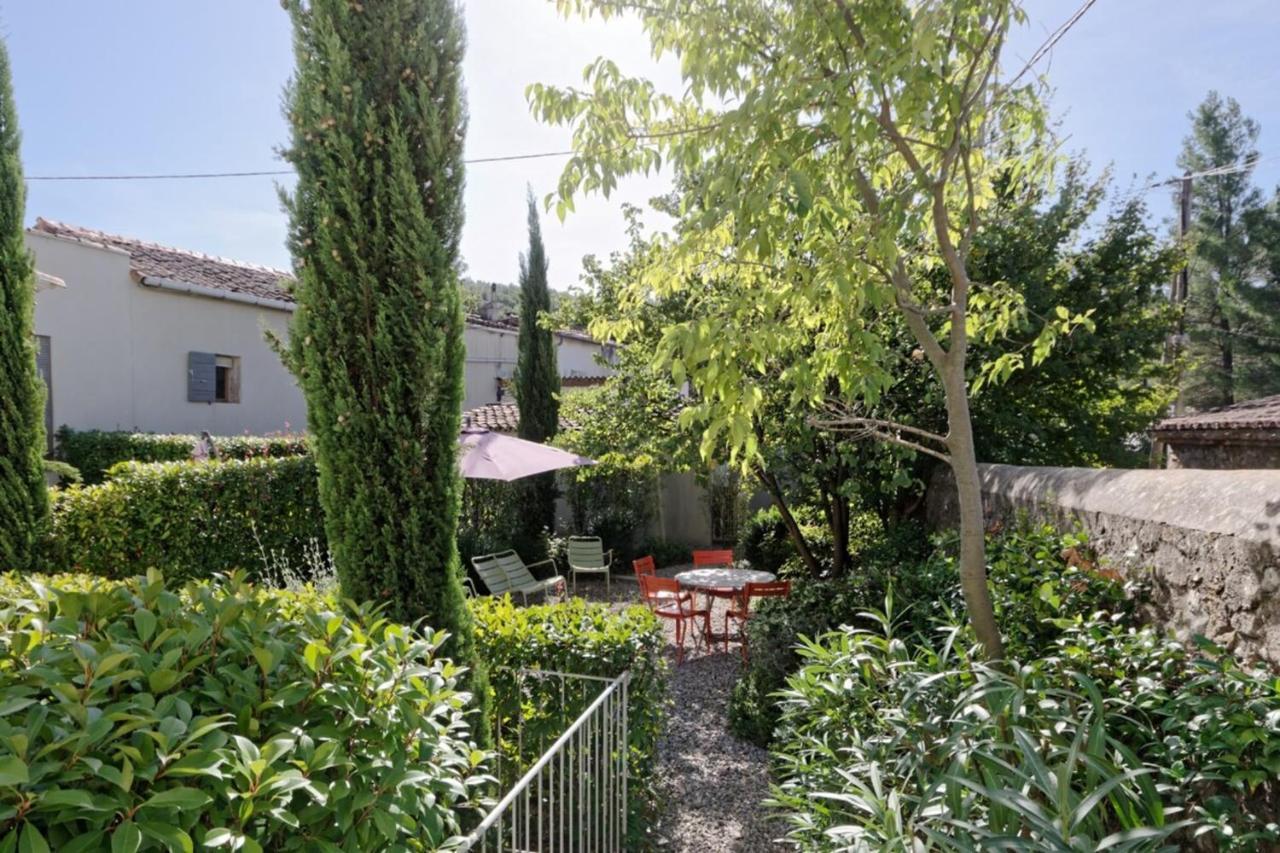 Private Furnished Apartment With All Comfort Has A Garden In A Green Space Meyreuil Extérieur photo