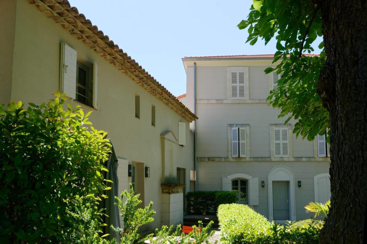 Private Furnished Apartment With All Comfort Has A Garden In A Green Space Meyreuil Extérieur photo